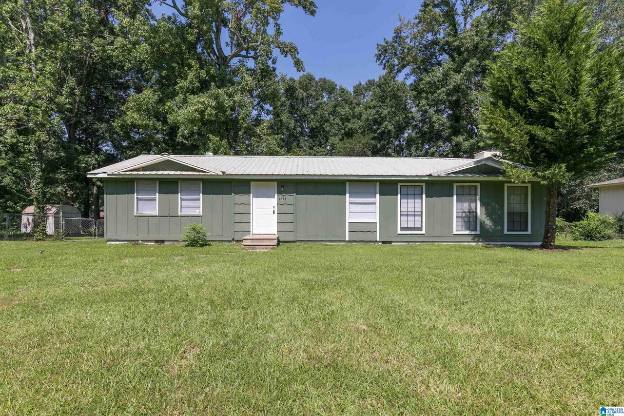 2528 Oak Leaf Lane - Photo 1