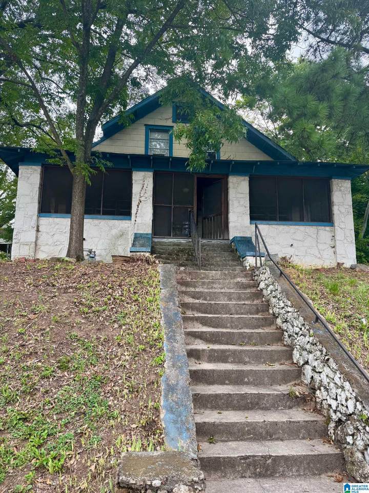1402 Fred L Shuttlesworth Drive - Photo 1