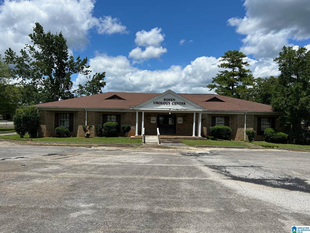 201 Henry Road - Photo 1