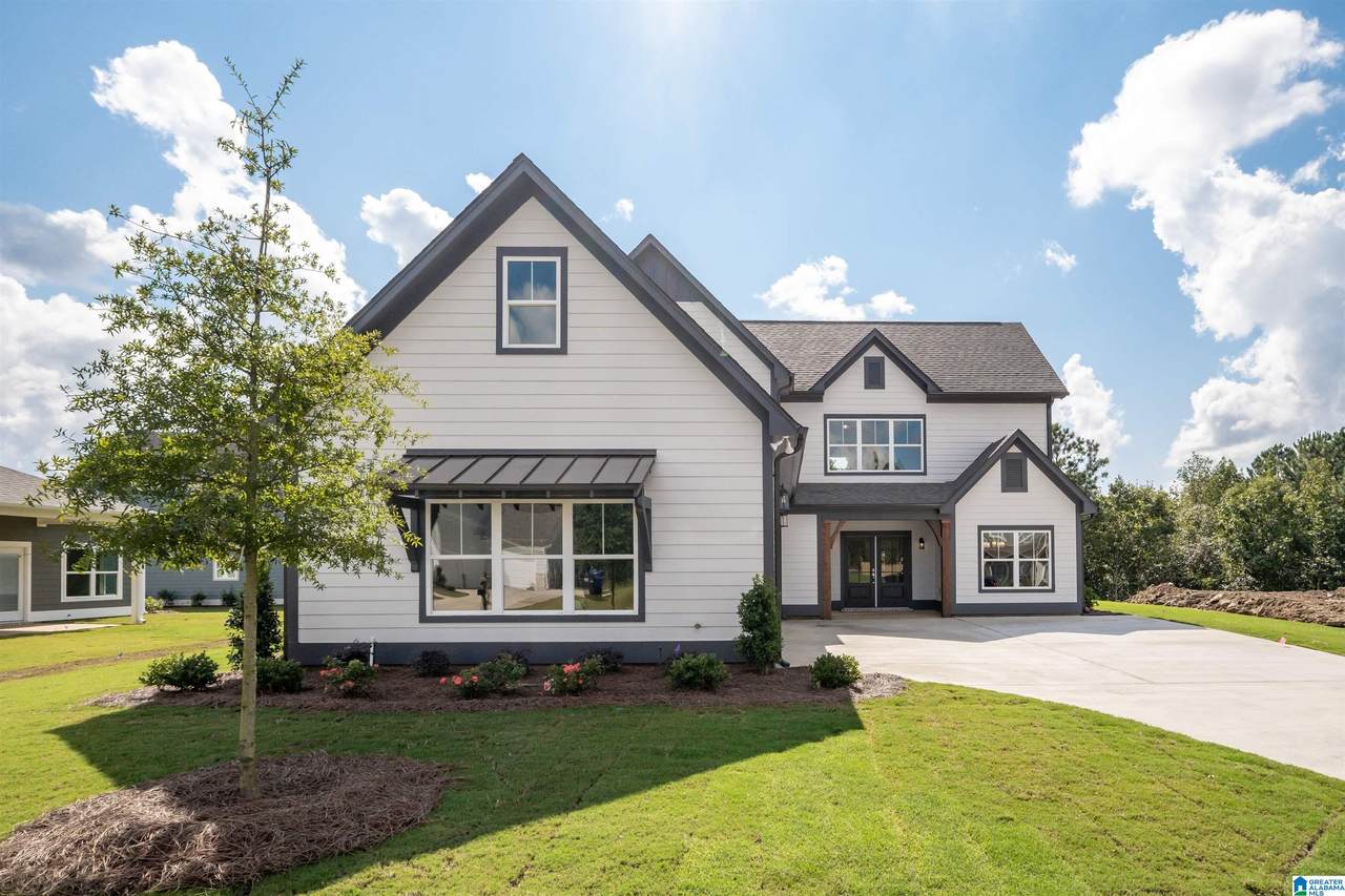 405 Gateshead Drive - Photo 1