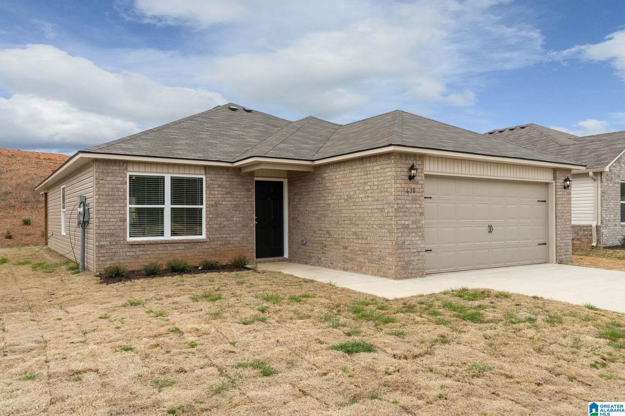 366 Amber Avenue - Photo 1