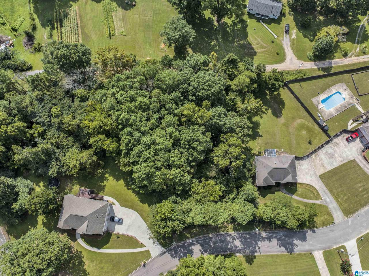 7604 Azalea Circle - Photo 1