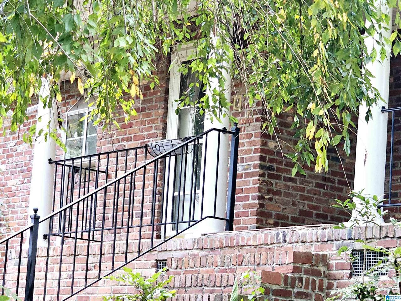 300 Mary Lane - Photo 1