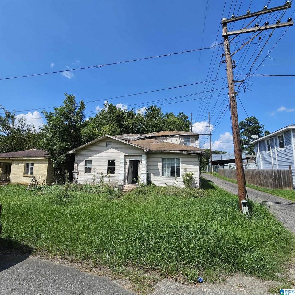 919 25TH STREET - Photo 1