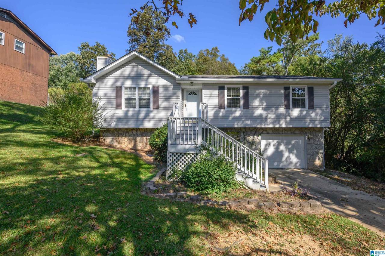 5820 Cheryl Drive - Photo 1