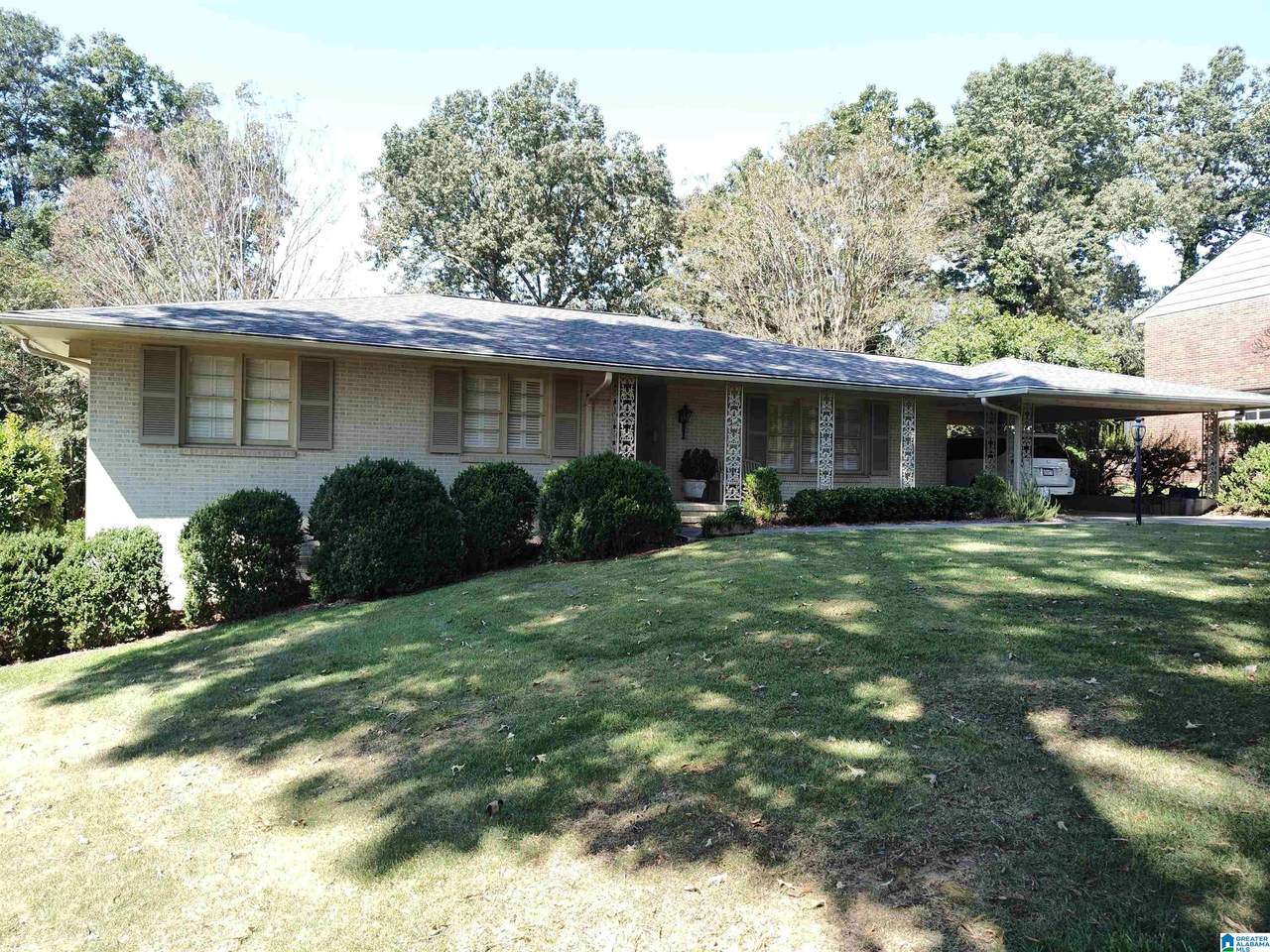 207 Elm Avenue - Photo 1