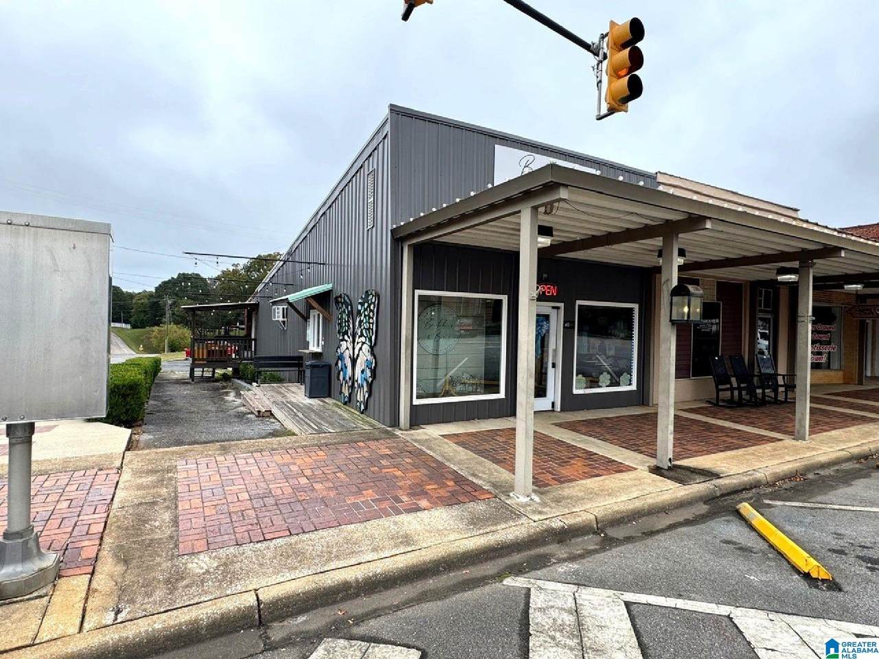 40 Court Square - Photo 1