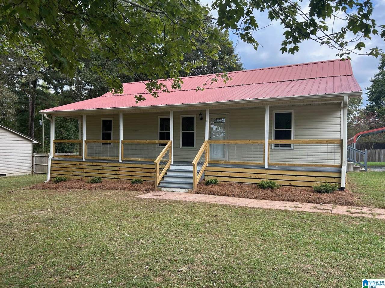 207 Walker Drive - Photo 1