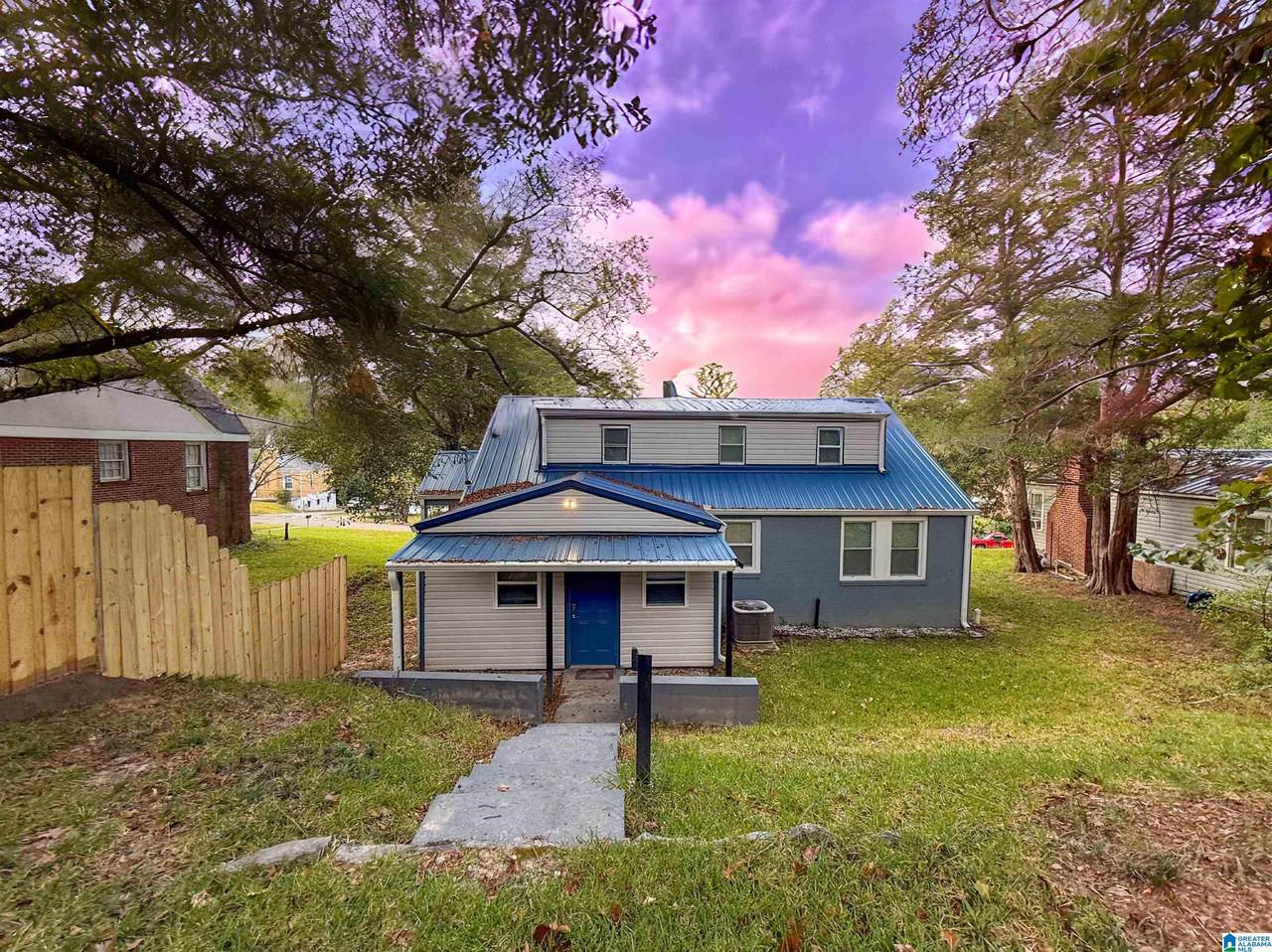 627 Sidney Circle - Photo 1