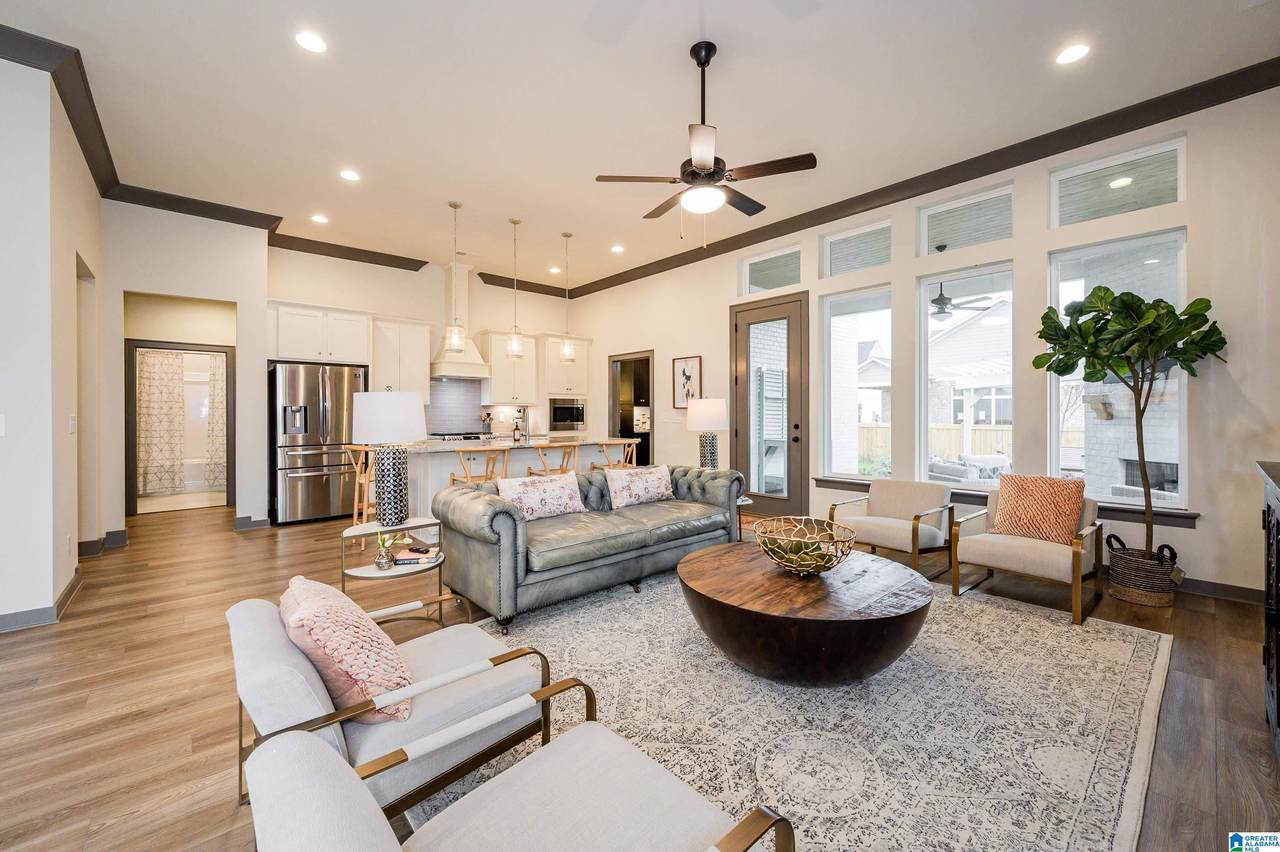 4565 Oakdell Road - Photo 1