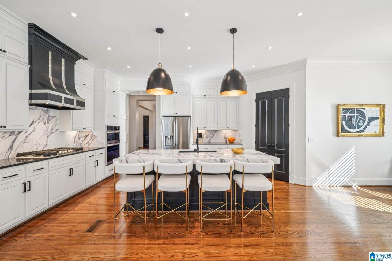 1009 Royal Mile - Photo 1