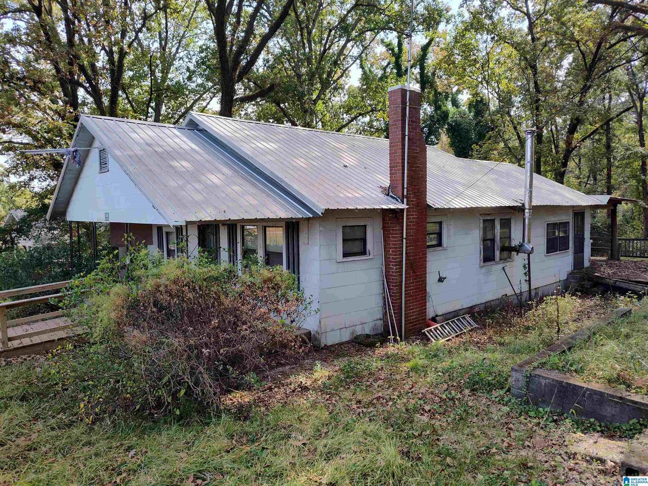 109 Lewis Avenue - Photo 1