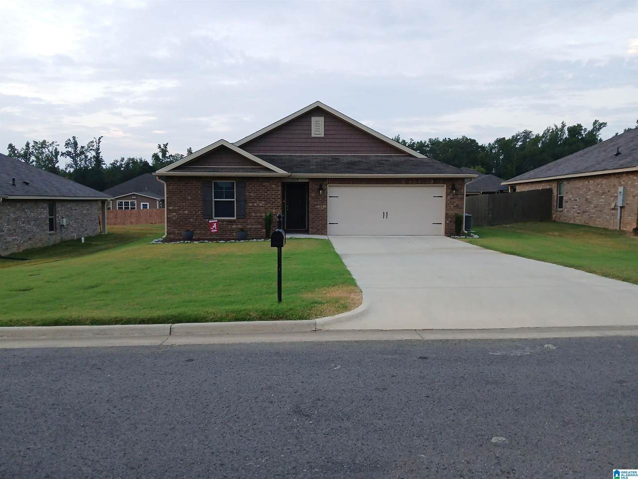 1114 Quail Hollow Drive - Photo 1