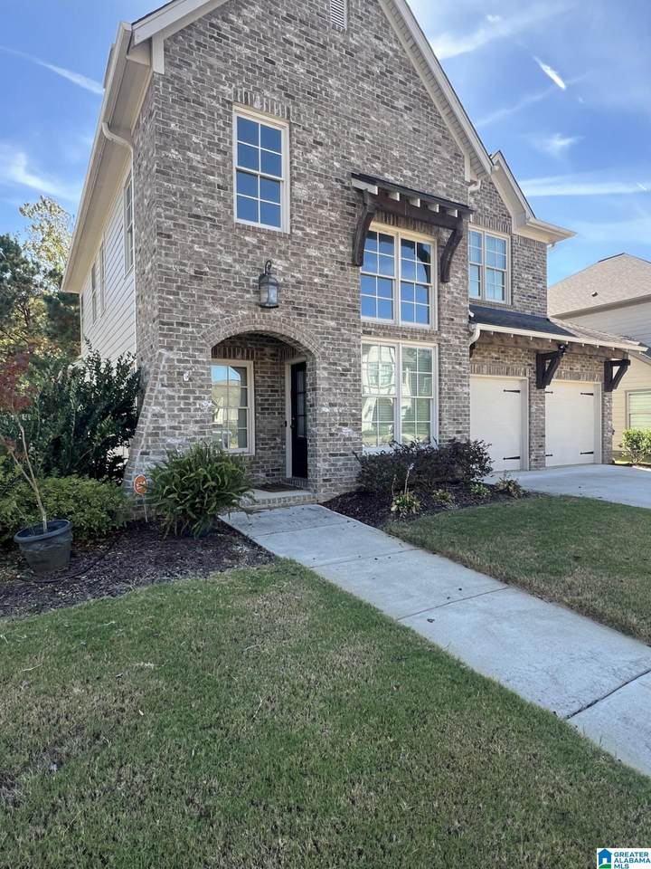 113 Robin Street - Photo 1