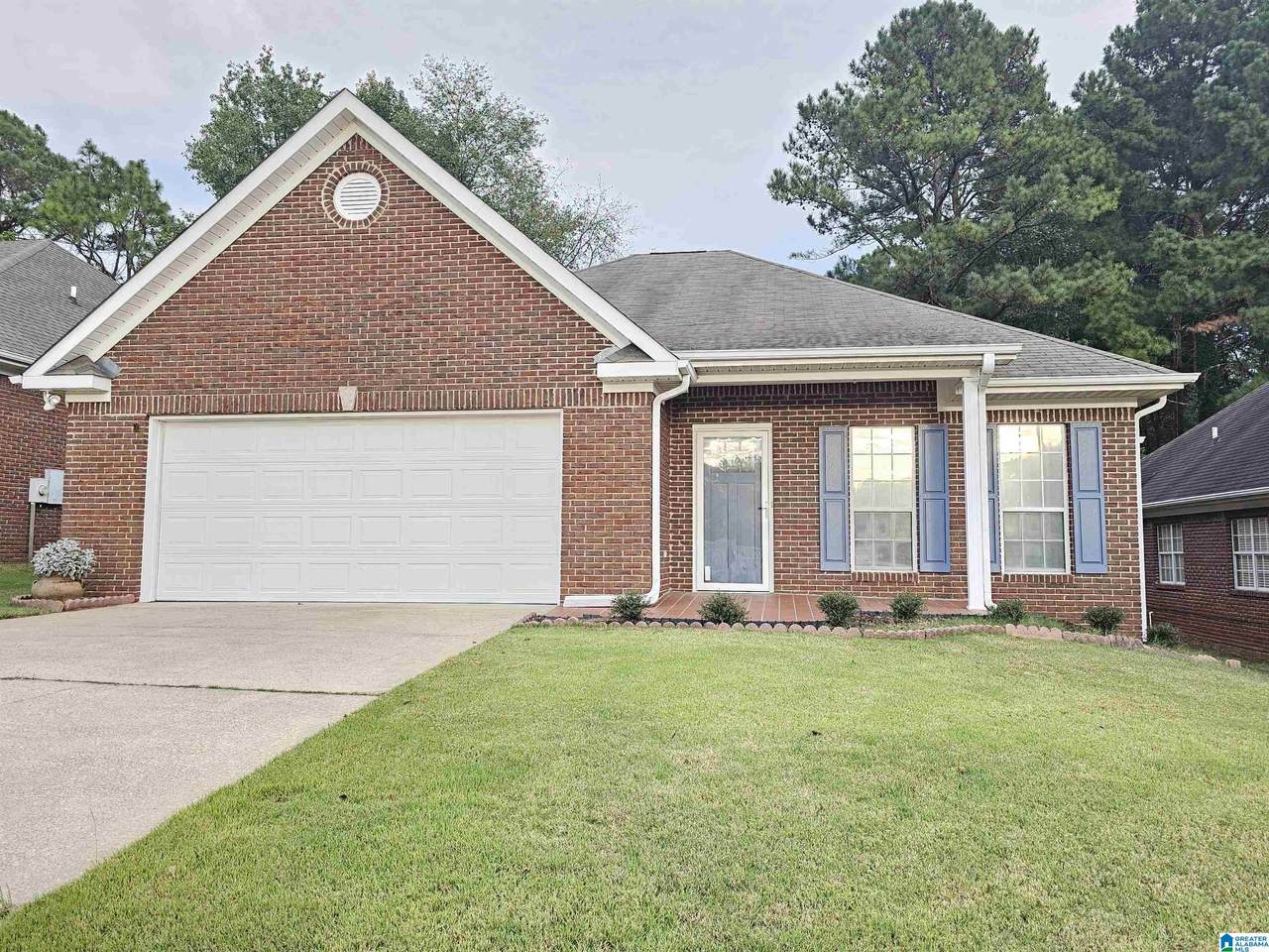 5437 J R Drive - Photo 1