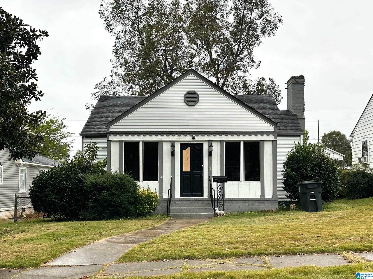 1527 5TH AVENUE - Photo 1