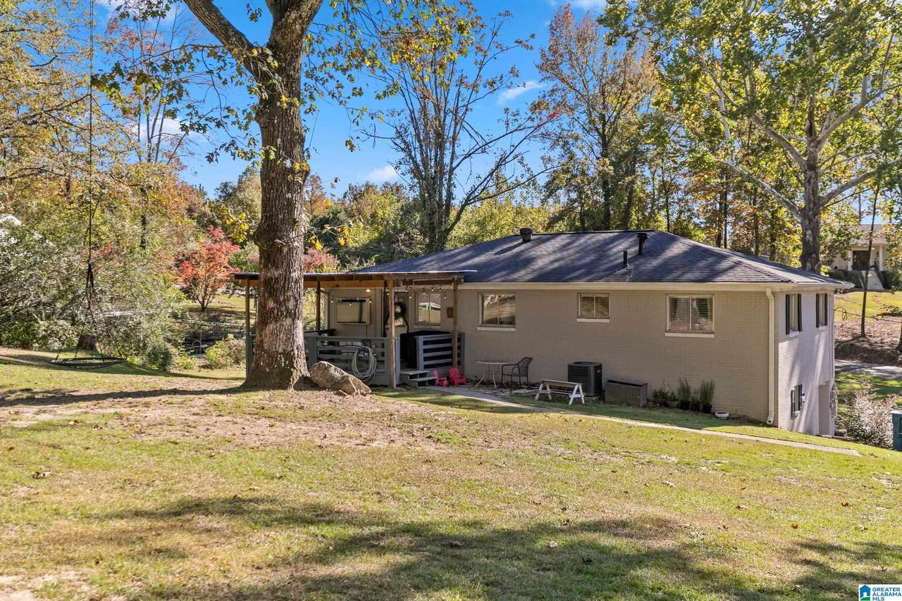 318 Cherokee Drive - Photo 1
