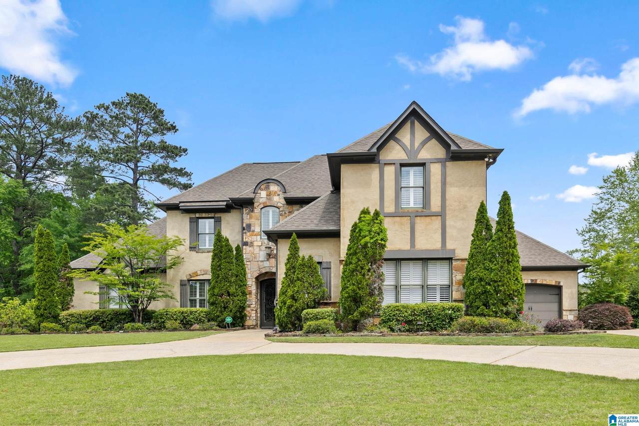 129 Biltmore Drive - Photo 1