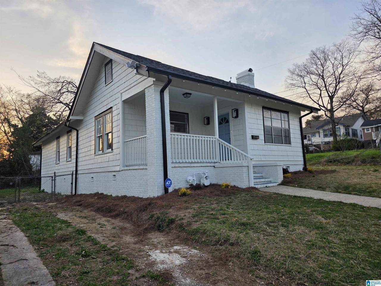 944 4TH STREET - Photo 1