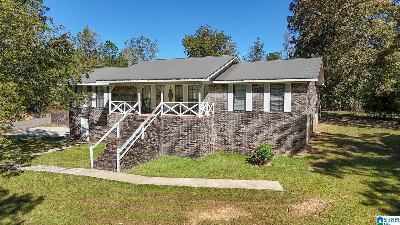 175 Reed Road - Photo 1