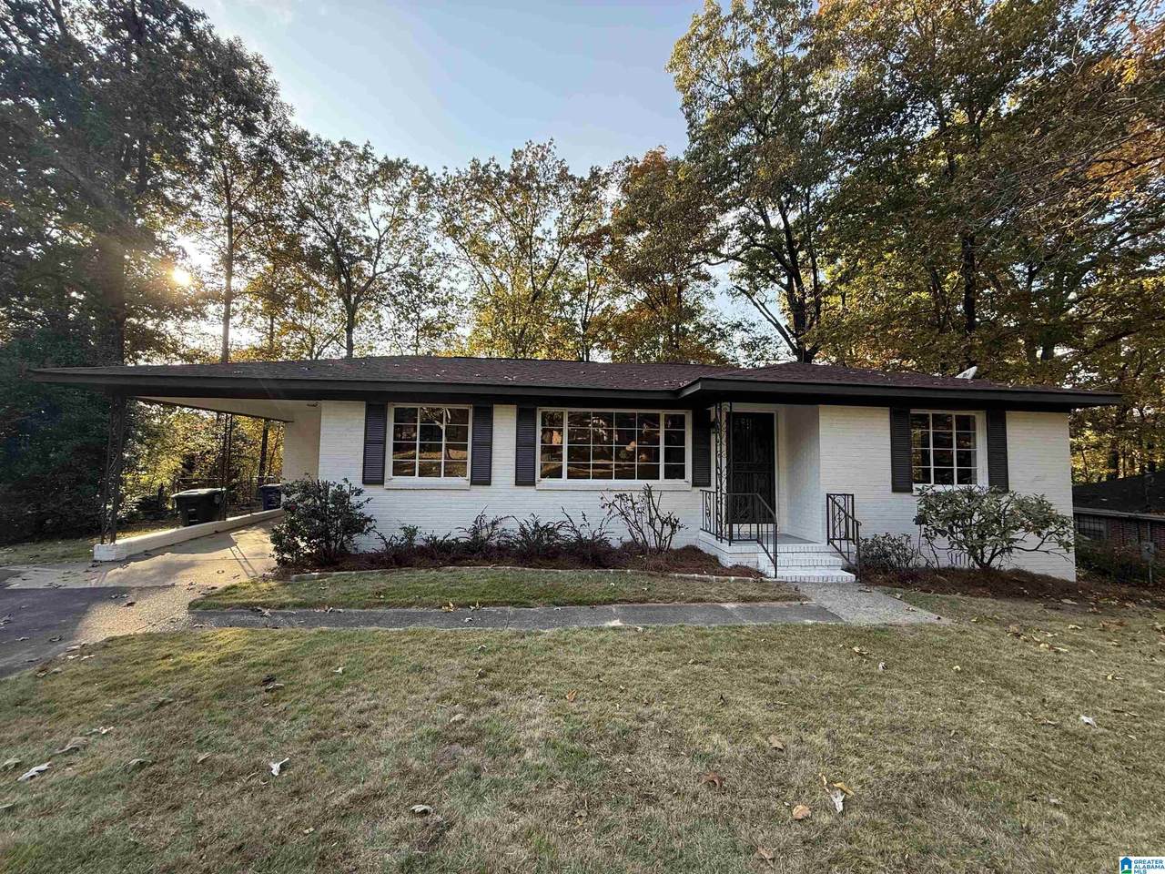 824 Hickory Drive - Photo 1