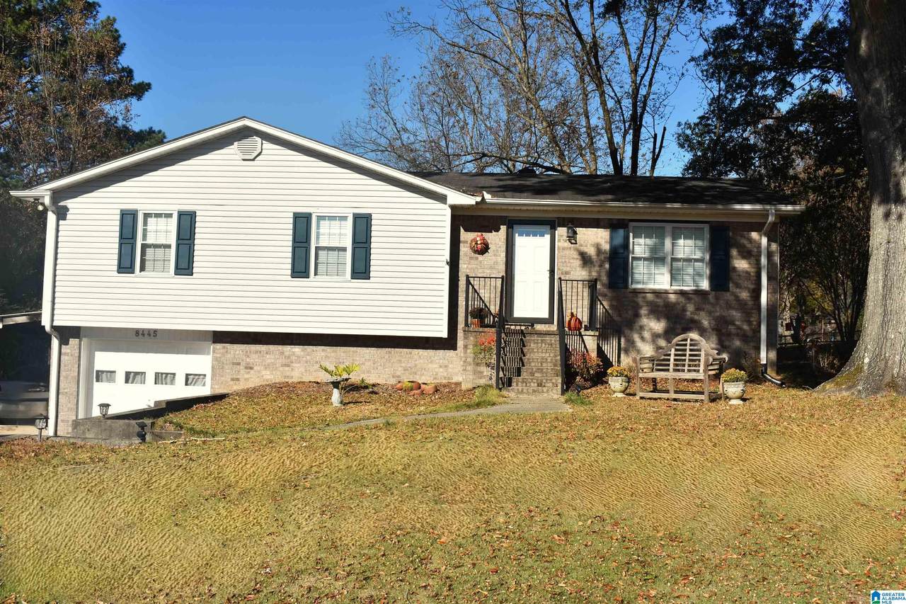 8445 Country Circle - Photo 1