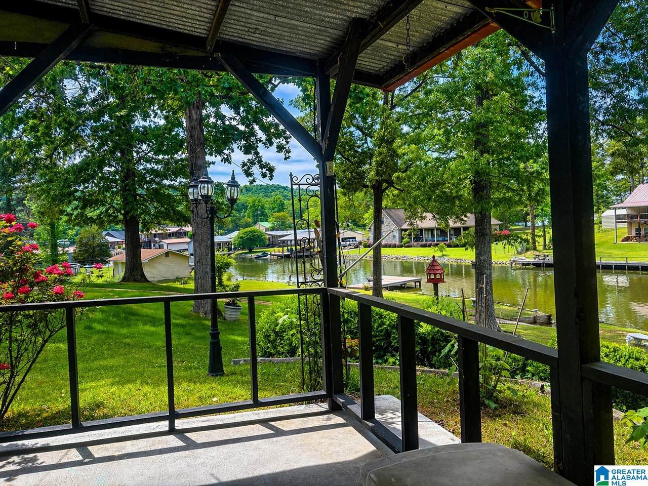 497 Lakeshore Drive - Photo 1