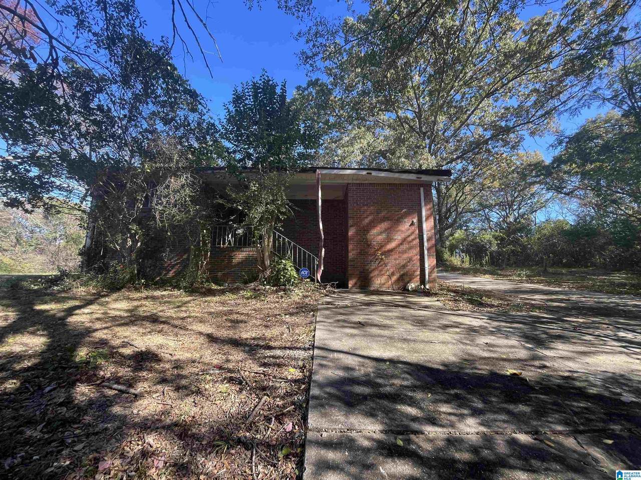 237 Lexington Street - Photo 1