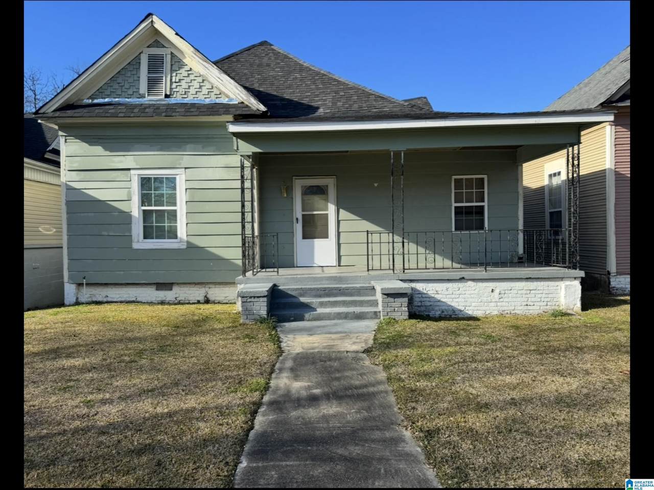 1524 Fulton Avenue - Photo 1