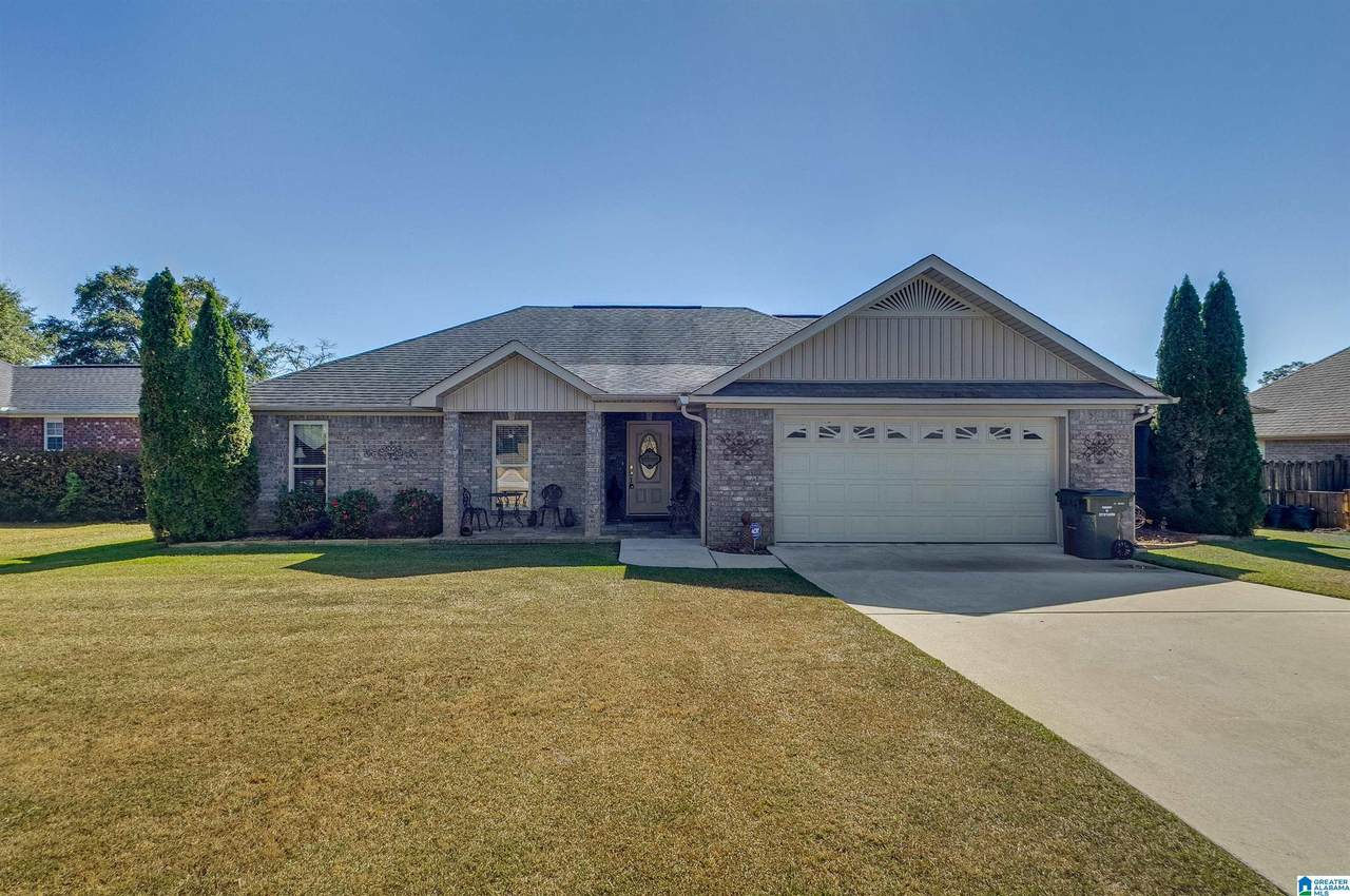 120 Maplewood Drive - Photo 1