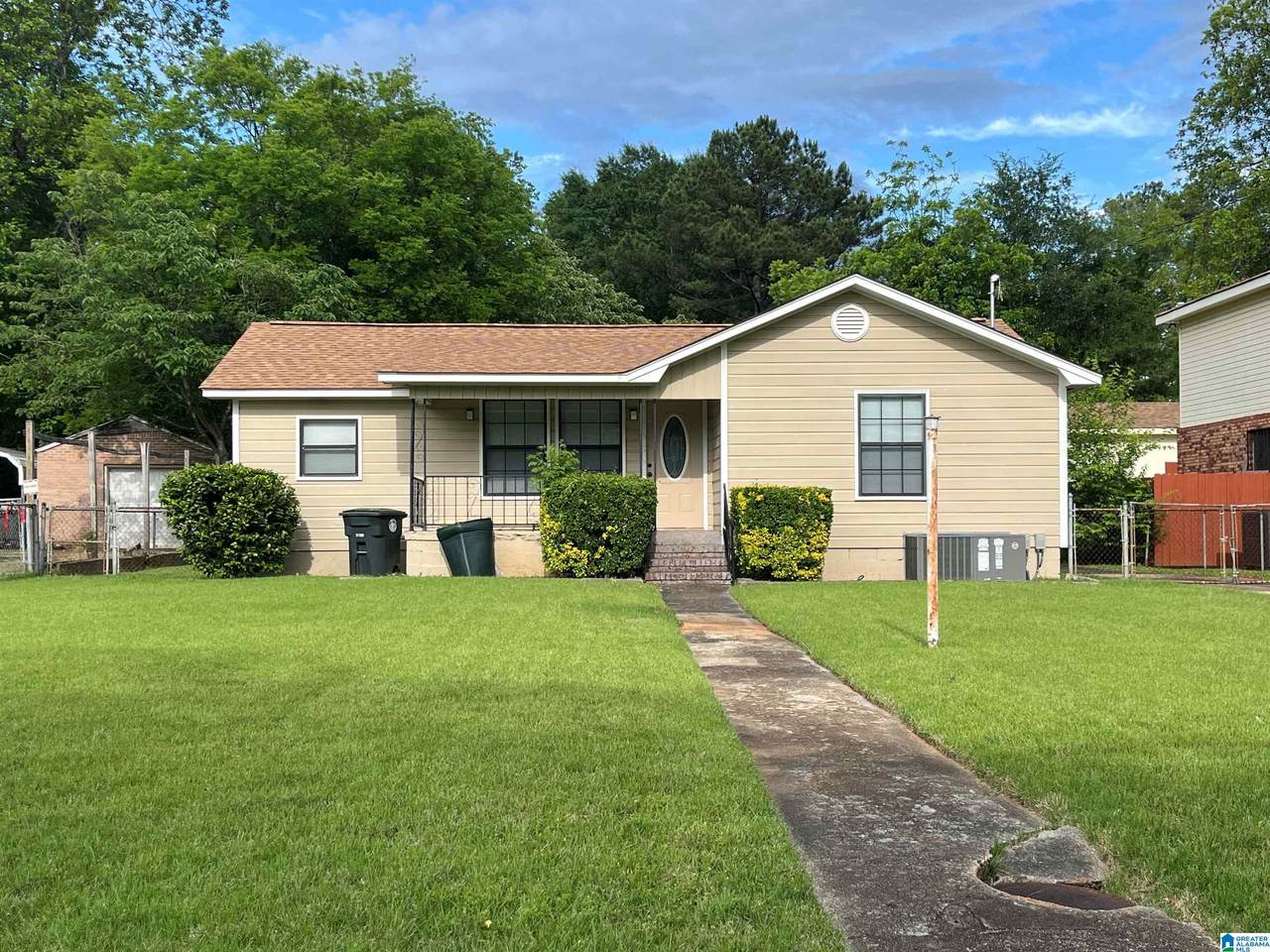 1367 17TH WAY - Photo 1