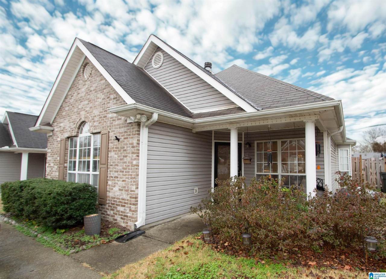 207 Hidden Creek Parkway - Photo 1