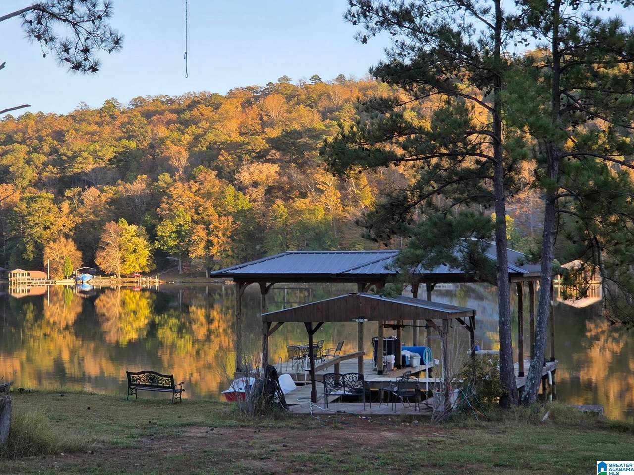 555 Reed Road - Photo 1