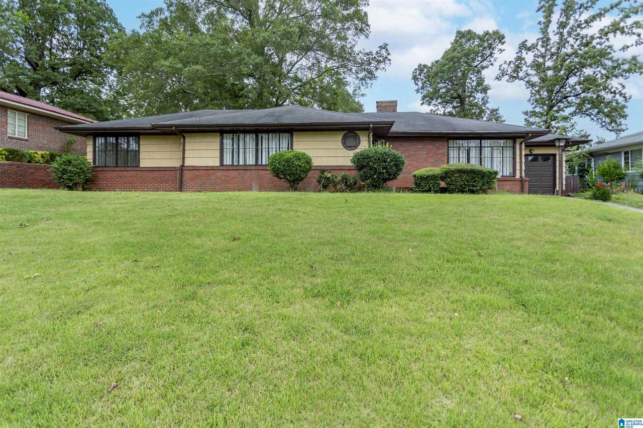 1023 46TH STREET - Photo 1