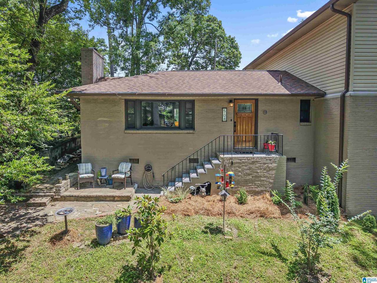 504 Devon Drive - Photo 1