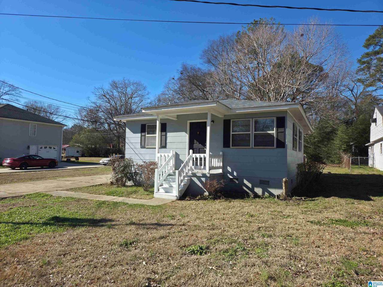 1022 Pine Street - Photo 1