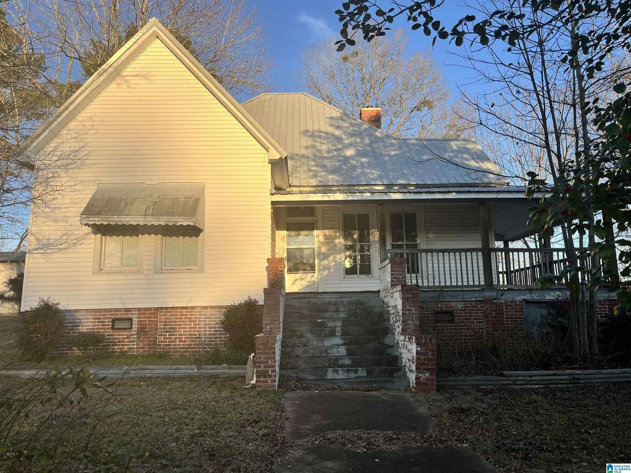 110 20TH STREET - Photo 1