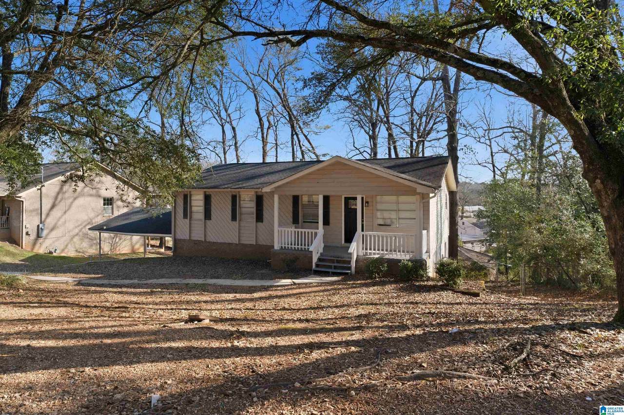 1528 Carol Circle - Photo 1