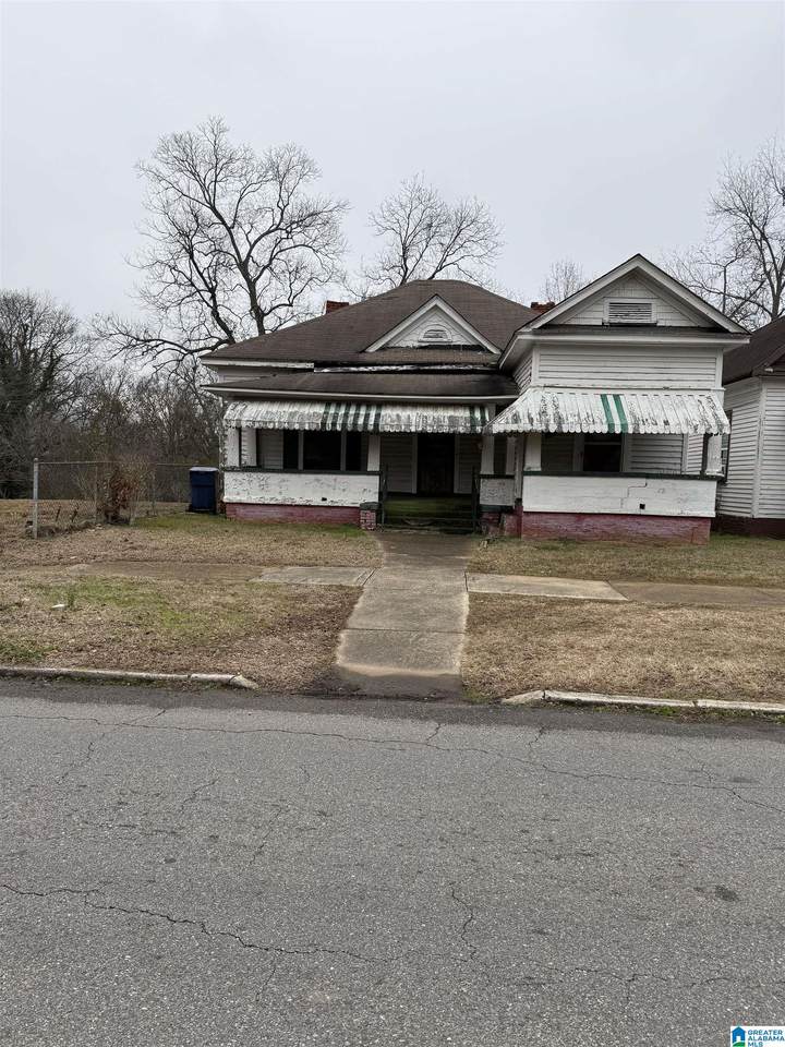 1811 Cooper Avenue - Photo 1