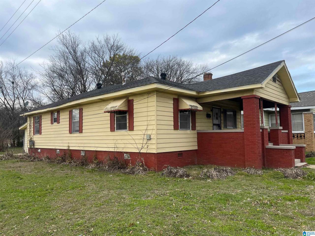 900 Center Street - Photo 1