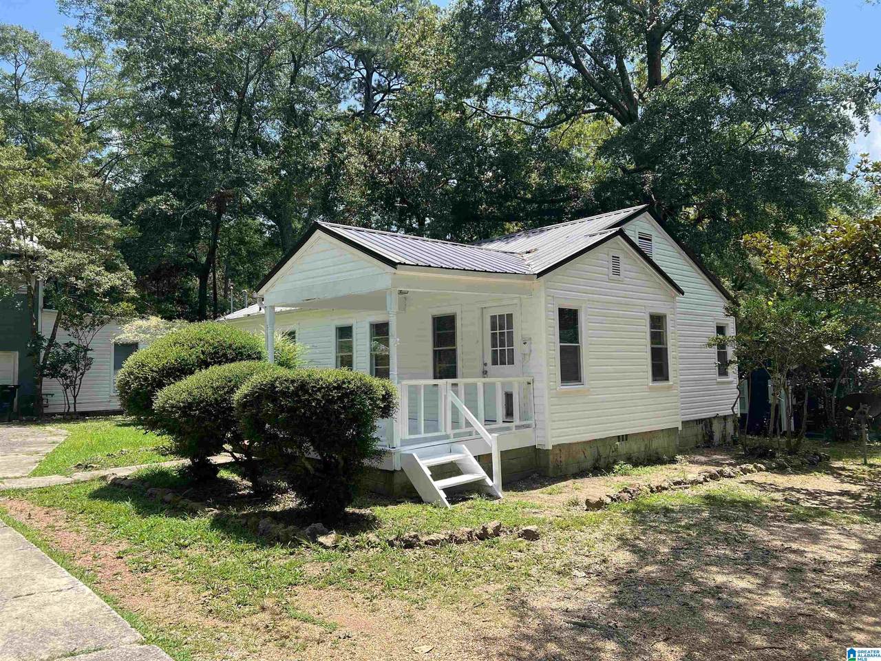 1209 Alabama Avenue - Photo 1