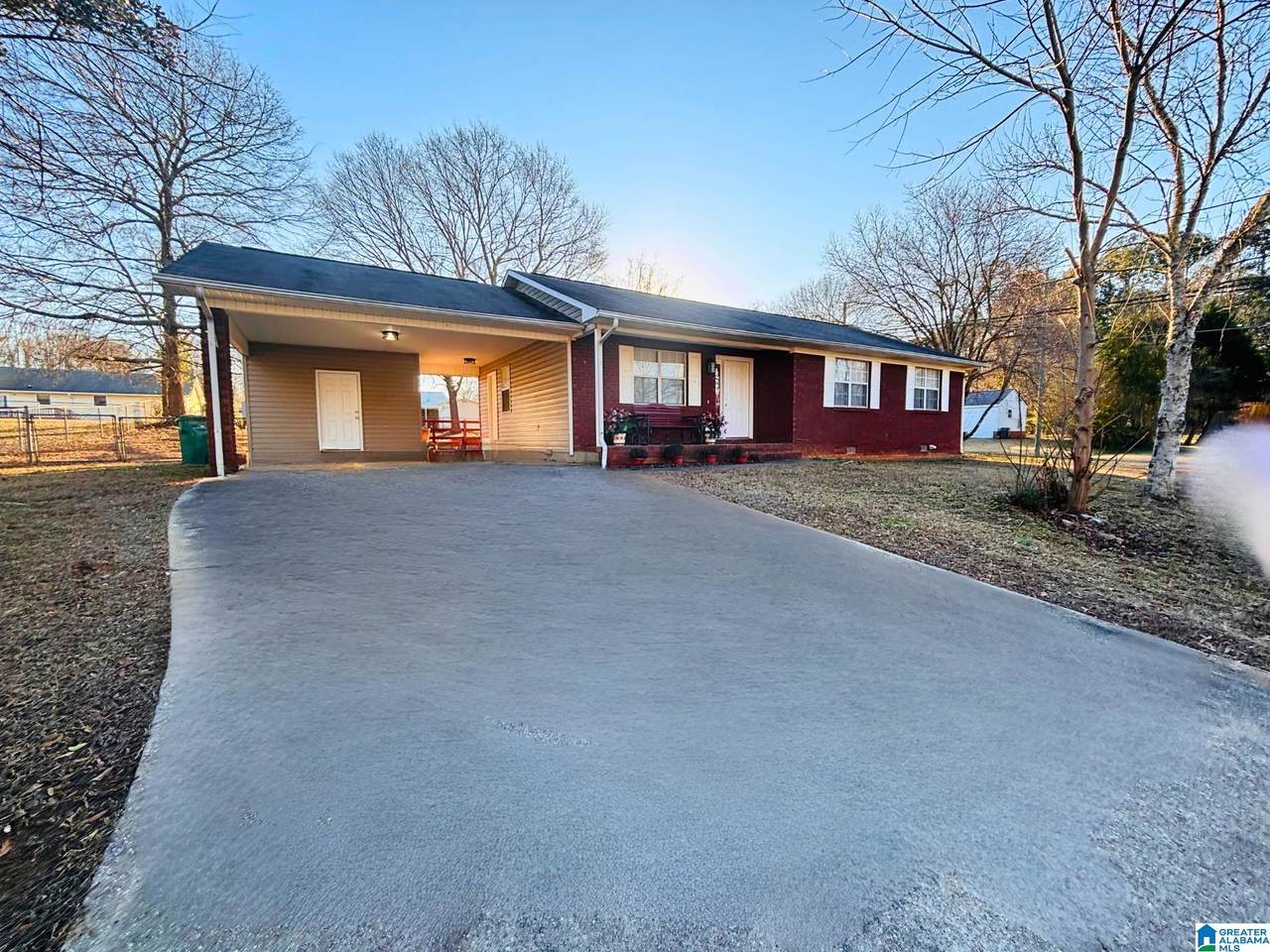 700 Timber Way - Photo 1