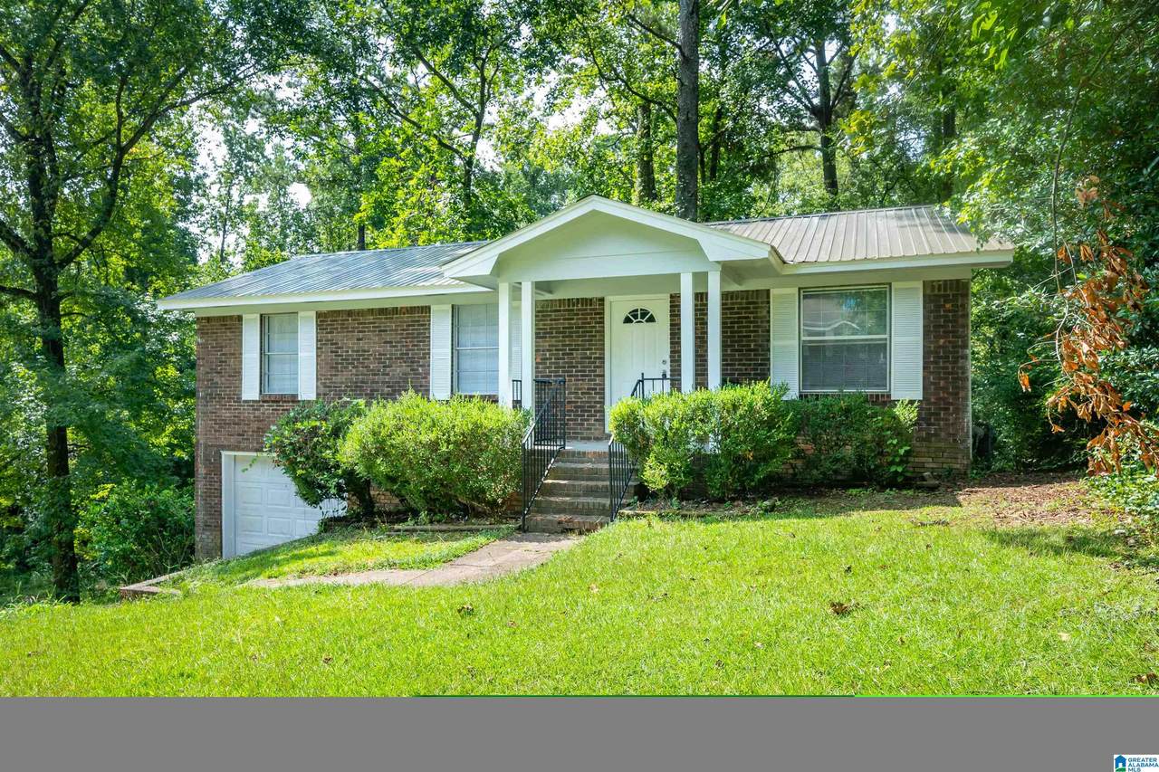607 Basswood Drive - Photo 1