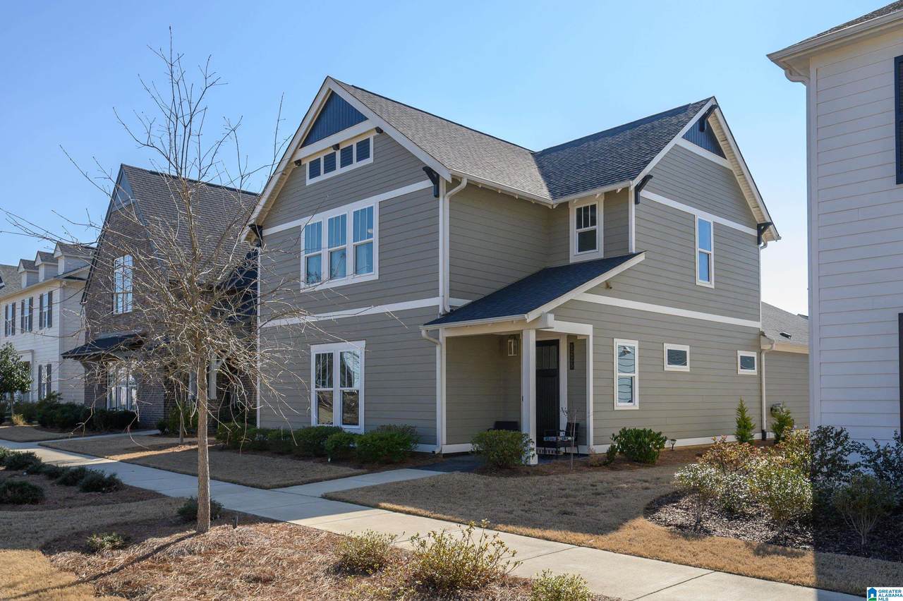 1225 Lillian Terrace - Photo 1