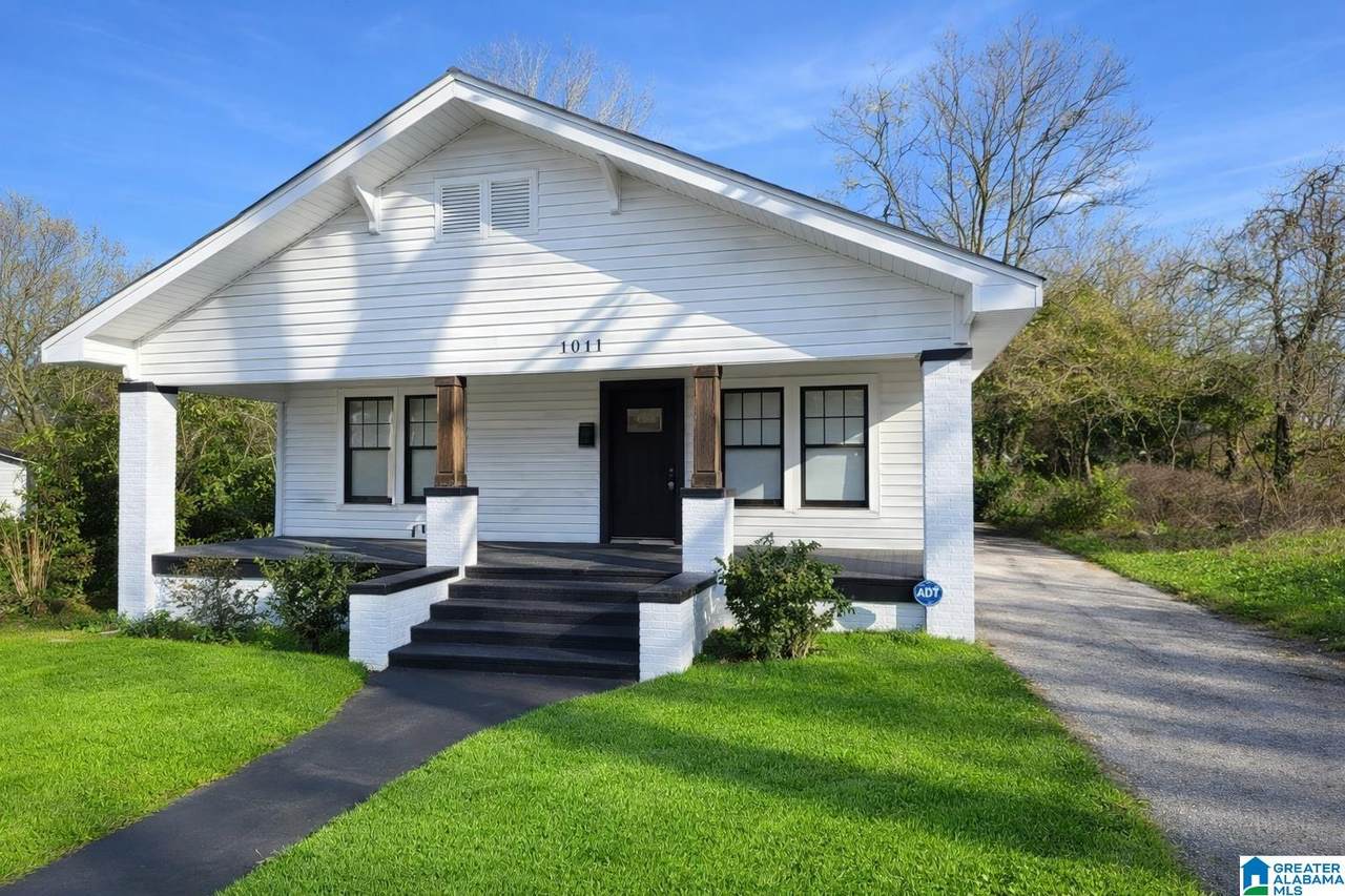 8017 3RD AVENUE - Photo 1