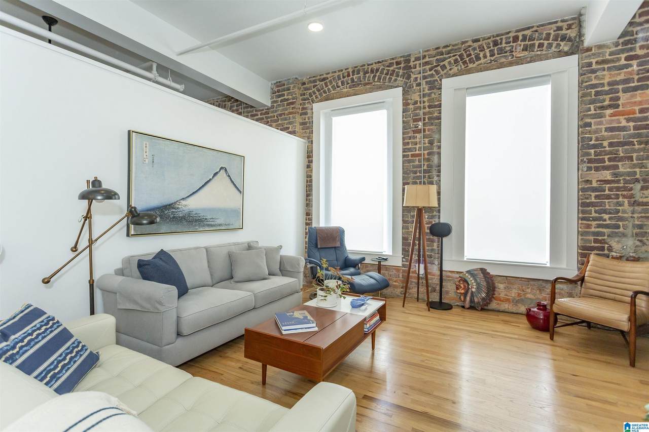 300 20TH STREET - Photo 1