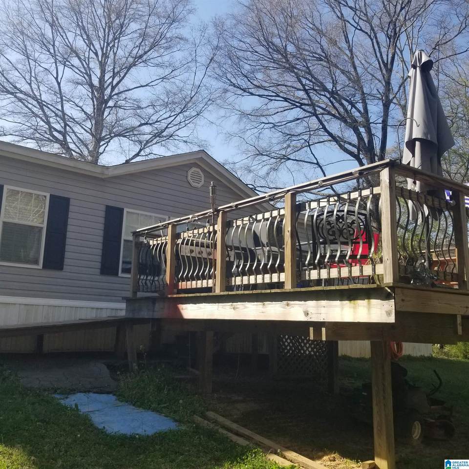 105 Overhill Drive - Photo 1