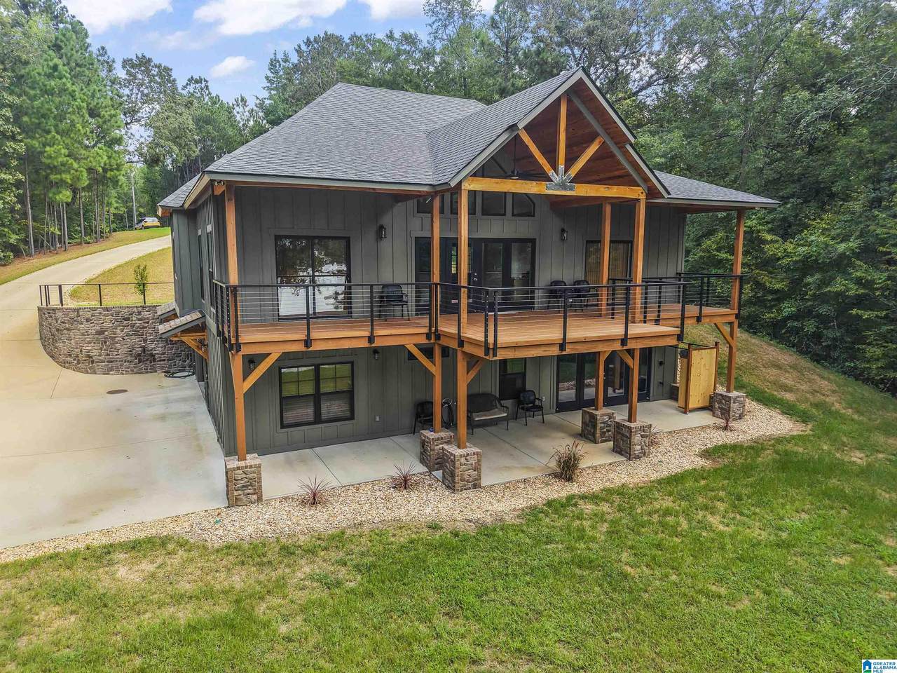 341 Boathouse Circle - Photo 1