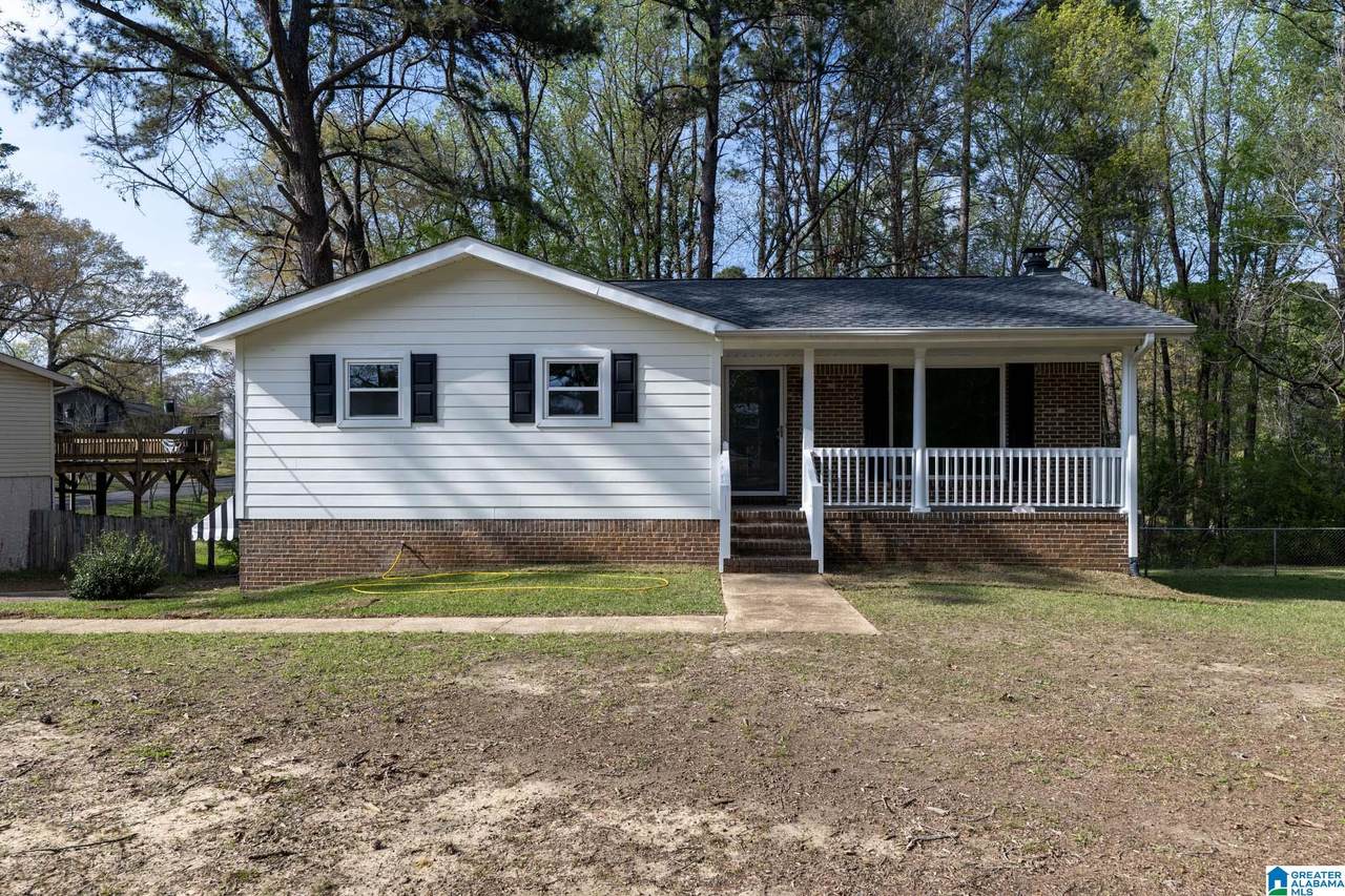 2631 North Road - Photo 1