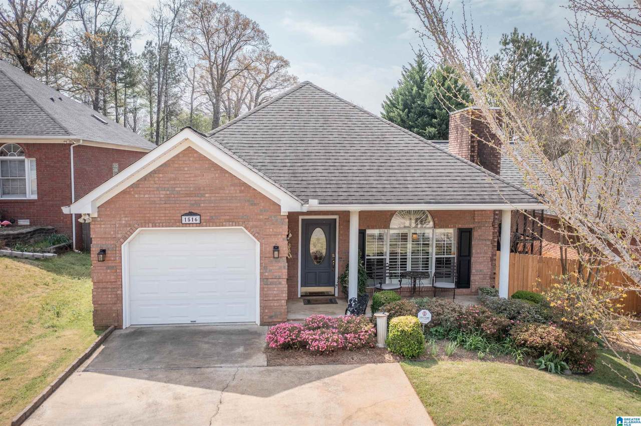1516 Holly Berry Way - Photo 1
